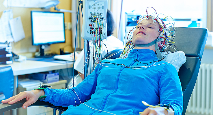 Messung der Hirnströme Neurologie